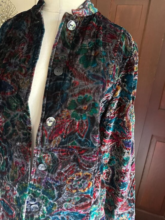 Chico's multi color crushed velvet button down jacket size 0 (small) - Picture 4 of 4